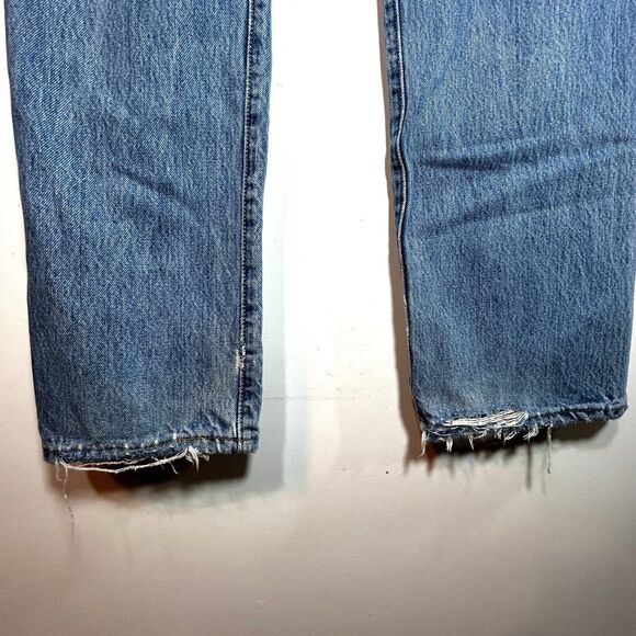 Levis 501 Jeans Mens 32x31 Straight Medium Wash Cotton Distressed Frayed - Picture 13 of 14